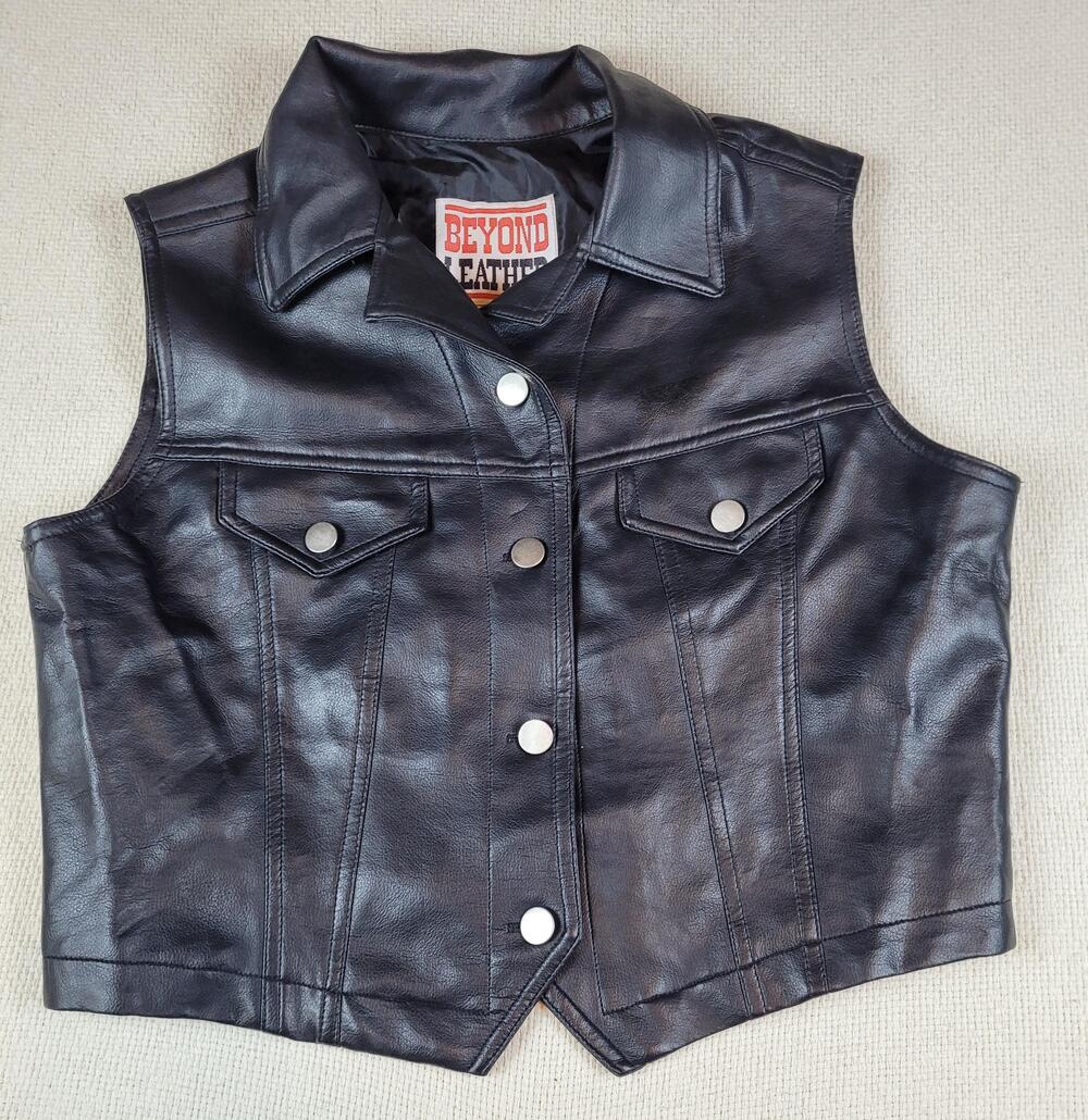 Beyond Leather Vest L Black Faux Leather Biker Moto Rock Western Lined